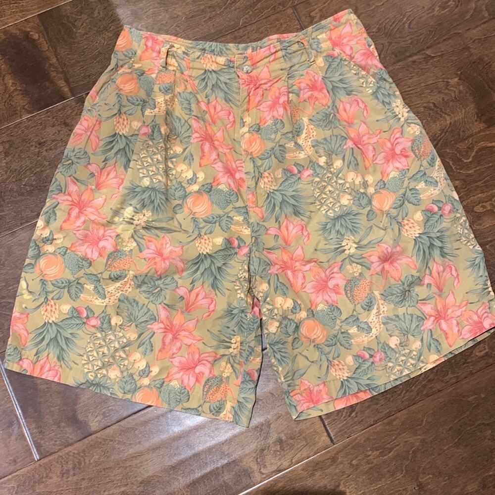 Vintage GAP Tropical Floral Fruit Pattern High Waist Pleated Bermuda Chic Shorts